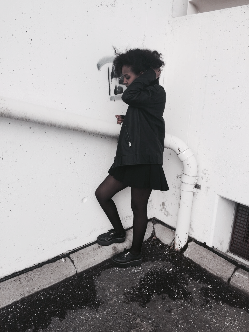 mehet-weret:  Happy blackout friday💗✨