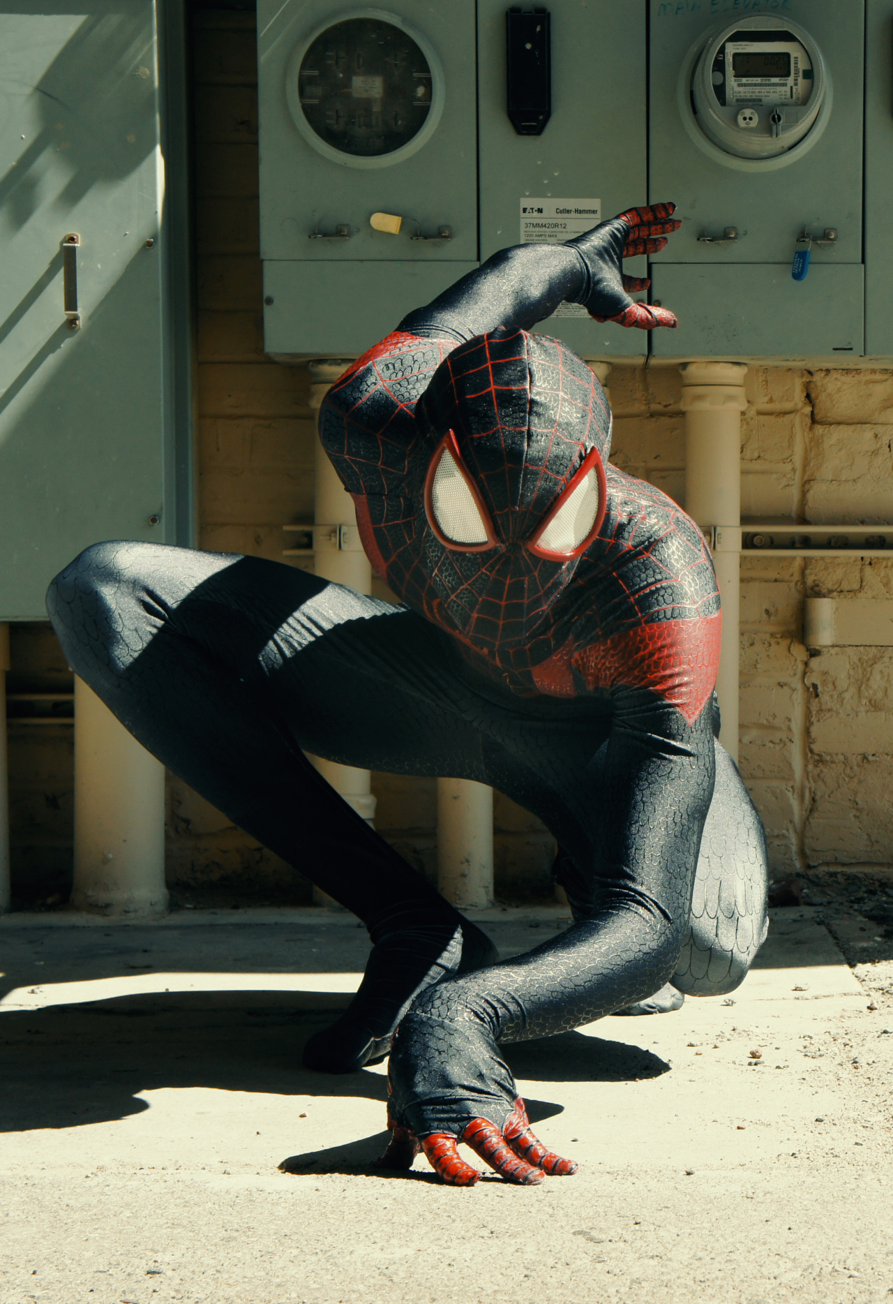 kaciart:  draiad:  andro-and-amazing:  nikolasdraperivey:  CINEMATIC MILES MORALES