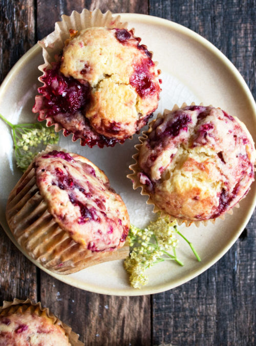 food-in-the-morning: Raspberry Lemon Ricotta Muffins  