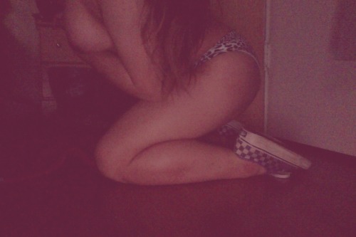 littlemiss-xxx:  urmmm be gentle guys, i tried….