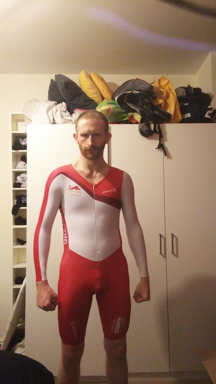 wufftype:Found one of these on eBay! Still locked here. Got released for a day or two but straight b