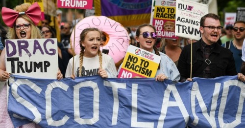 lost-carcosa: Scotland dug out the welcome signs for trump.