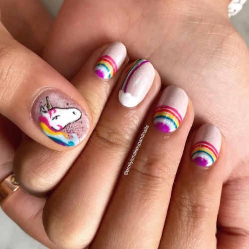 rainbow unicorn vibes for total babe @@laylaalikhani  . . . . #nails #nailart #nailartist #nailtech 
