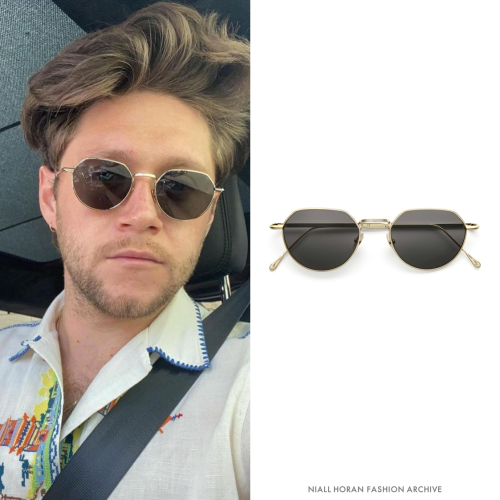 Niall on Instagram | posted April 6, 2021Monc London ‘Lymington’ Sunglasses in White Gold ($300)