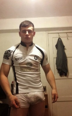 sportyboyblog:  “Big” Rugger!The Hottest Sportsmen on the web! Follow Sporty Boy at  http://sportyboyblog.tumblr.com/!