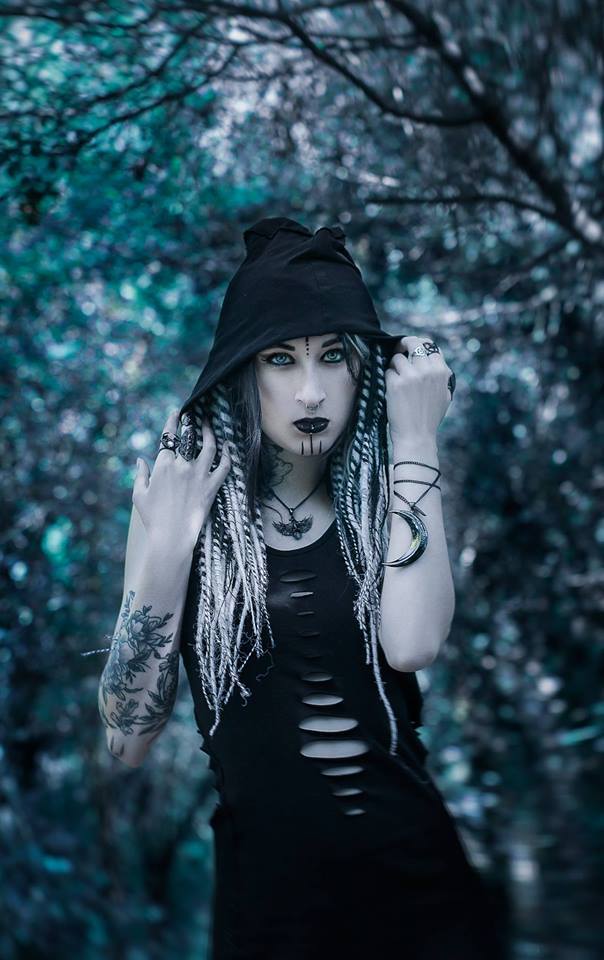 gothicandamazing: Model: Mellifère Jewellery: TrickeryPhotographer: Z. Vision Welcome