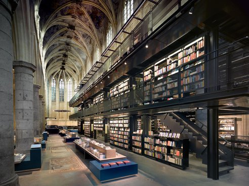 erikkwakkel:Medieval church turned into bookstoreHere is something the book lovers among you will en