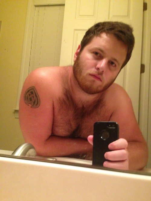 coachbear:  keatoncarl:  Just realized I look super bad ass after I brush my teeth  Sexy fucker