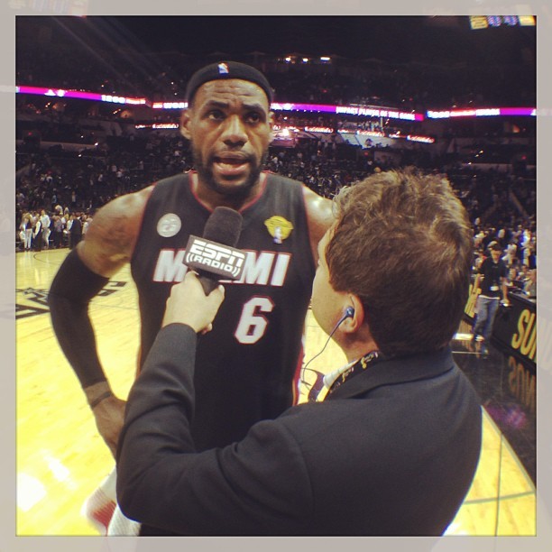 fuckyeahlbj:  “@kingjames finishes with 33 points &amp; 11 rebounds as the