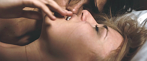 lesbiansilk:  Habitación en Roma (Room in Rome) (2010) - Elena Anaya &amp; Natasha