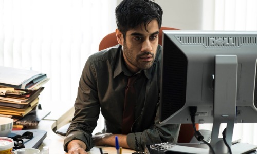 ask-alexandramoriarty:@consulting-alex, I like Sacha Dhawan for Scott. (I may have been faceclaiming today!) The top photo is definitely his work face as well.