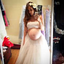 hornypreggocunts:  thefertilevalley: Ten months ago, Joachim had proposed to… http://ift.tt/1t9rkym