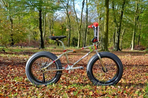 sayucandy:  (BMX FatBike: Mongoose Motomag se transforma em uma FatGoose! - BikeBlogから)