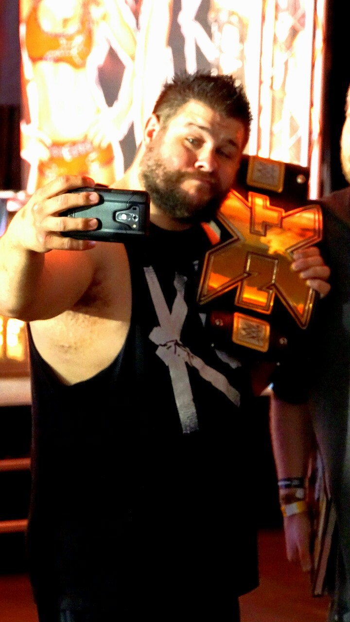 cmxpunk:  Live bear takes selfie
