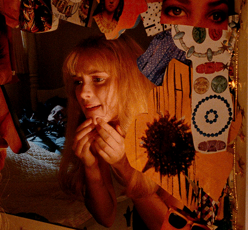 25 DAYS OF CHRISTMAS DAY FIVE EDWARD SCISSORHANDS (1990), Dir. Tim BurtonIm Not Finished.