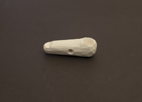 faceted smoking pipe / porcelain, 2014.