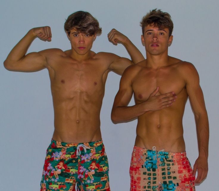 hotsexymenxxx:Guilherme and Pedro França