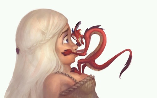 Daenerys Targaryen y mushu.