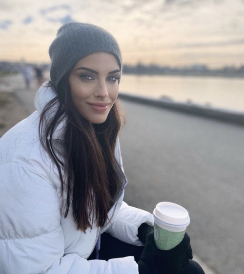 Jessica Lowndes Appreciation Blog