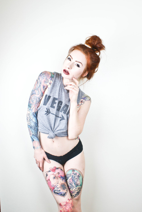 voxamberlynn:  val-clothing.com 
