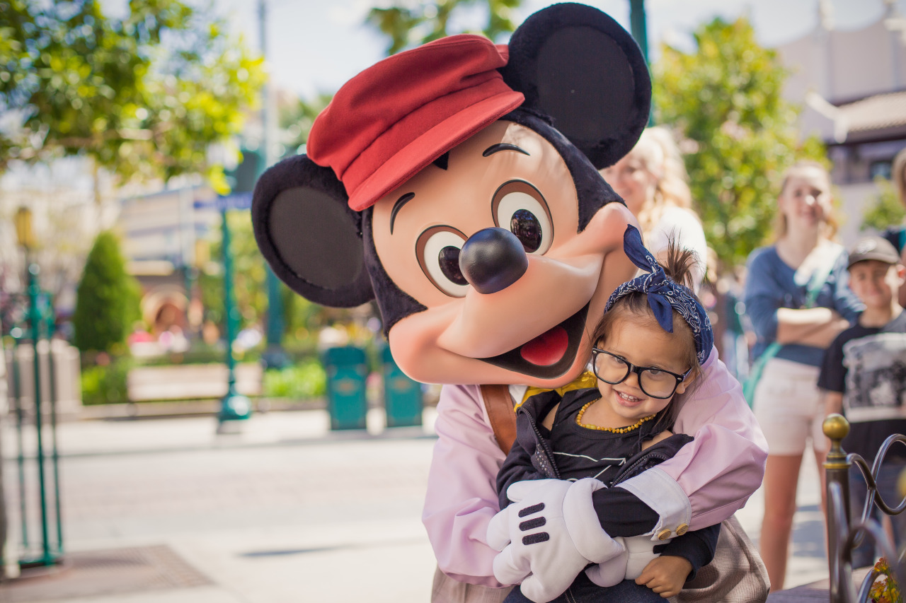 kidsraisingkids:  Today was one of Ashtyn’s most memorable visits to Disneyland.
