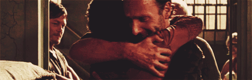 agirlfromwoodbury:  Everyone + Hug - “My blood, my family they’re right here.” 