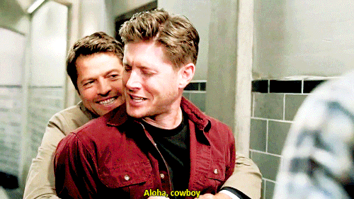 mishasminions:  mishasminions:  YOU DON’T KNOW HOW MUCH TIME I SPENT TRYING TO DECIPHER THE WORDS JE