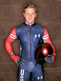 comandanteraven:Olympic skeleton racer John