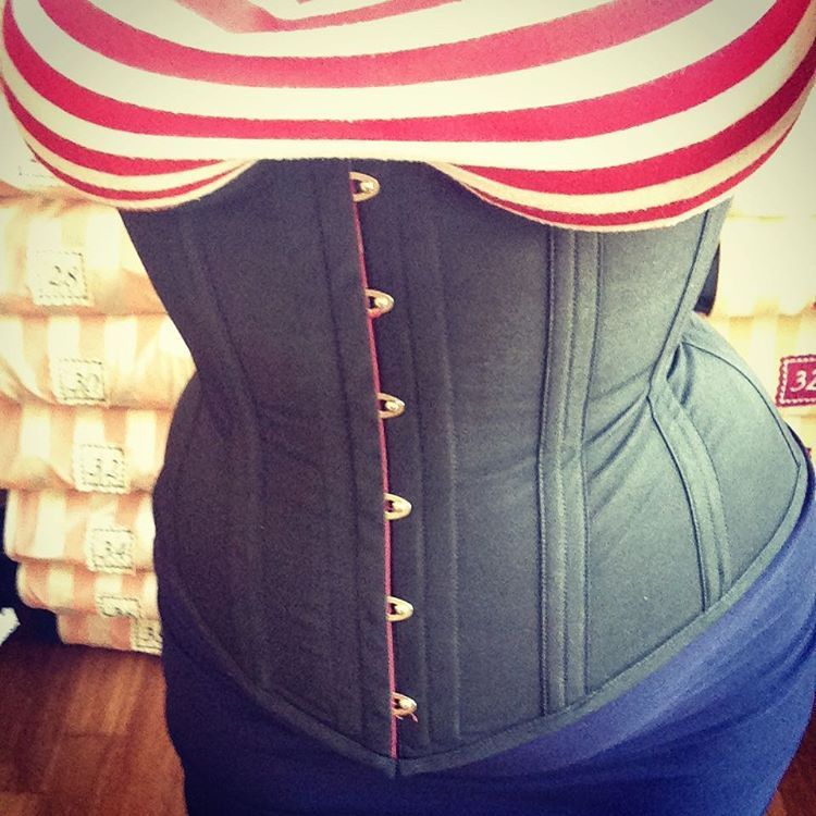 darkgardencorsetry:  Selfie Sunday! Dark Gardener wearing our Cupid corset! Oh la