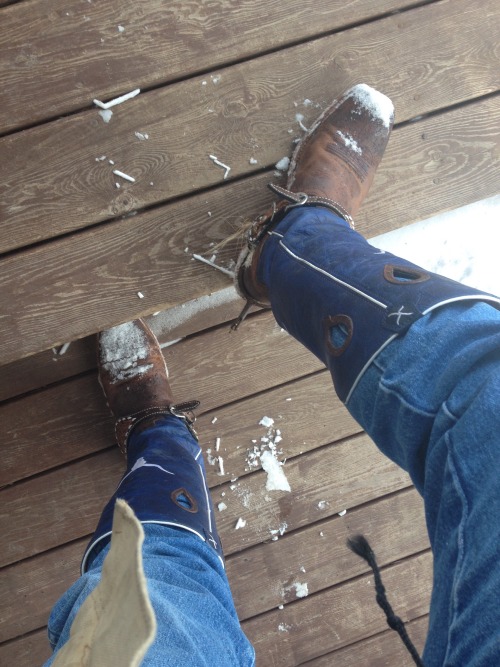 cowboyjunk:  john2sstuff:  Winter will soon be gone.  Gotta a pair of those ….. yours more br