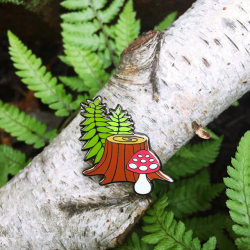 sosuperawesome:  Enamel Pins and Wood Slice Pins, Magnets and Ornaments by Forage Workshop on EtsySee our ‘enamel pins’ tag Follow So Super Awesome: Facebook • Pinterest • Instagram 