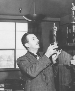 waltyensid:  Some inspirational Walt quotes. 