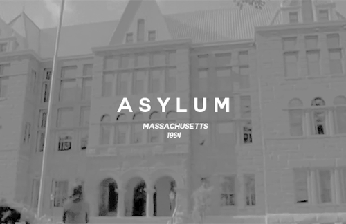 perksofbeingafanboy:  American Horror Story dir. Ryan Murphy 