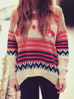 thvnders:  Best jumper ever ♥ ♥ I bought it in here, you won’t regret if you buy it too! 