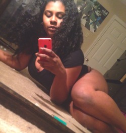 musiclovesweed:  Smoke&amp;Thighs 