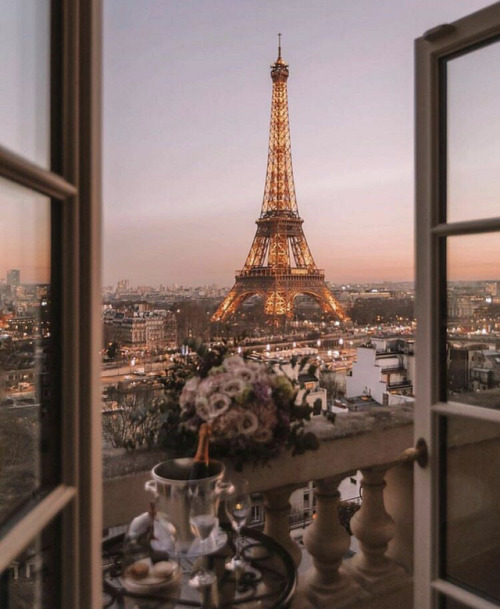 lilpieceofmyworld:Paris