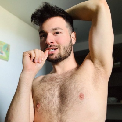 brettbretters:Is anyone still using this garbage site?Say hi before I delete my Tumblr