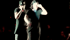 louiswtomlinrson: @Real_Liam_Payne: #askliam@Harry_Styles: @Real_Liam_Payne #askliam