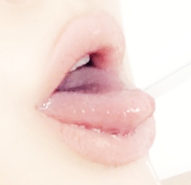 cuteabuse:  Tongue.