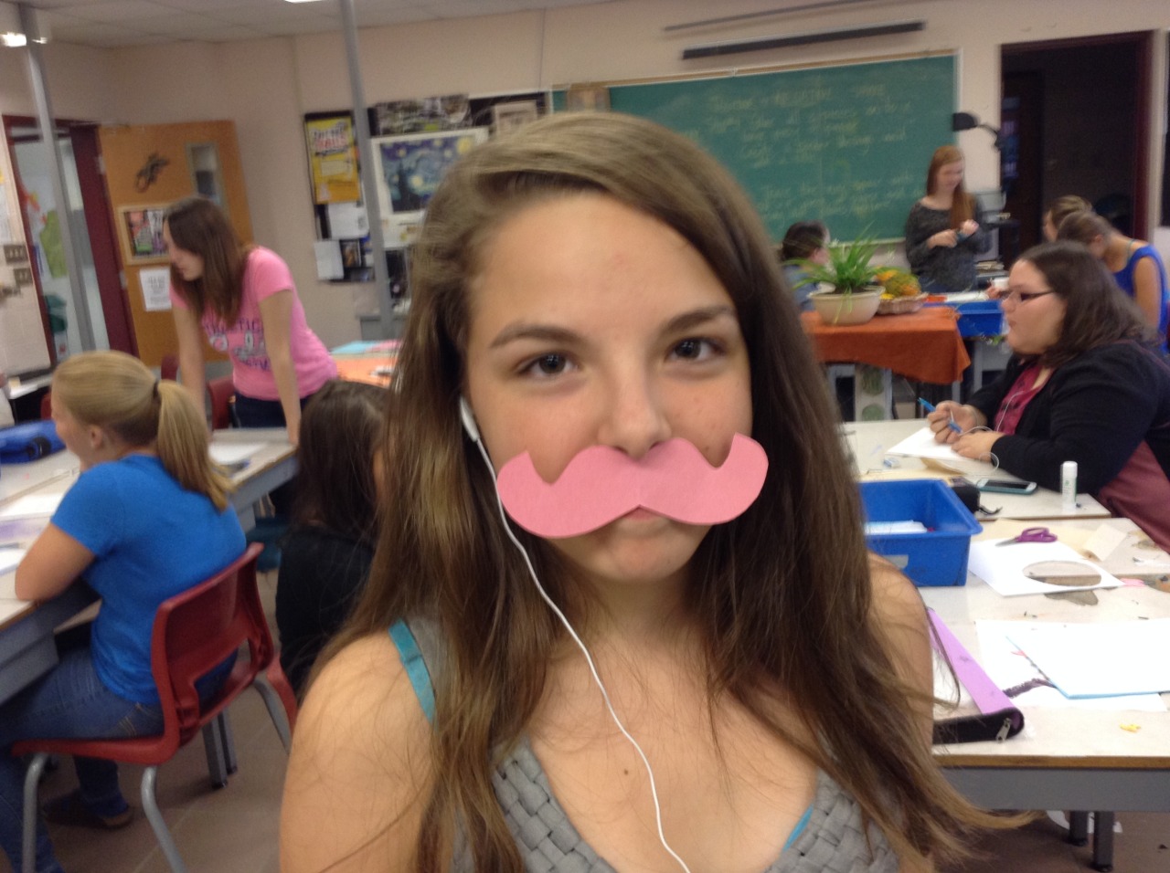 hordika-toalittleboehn:  So,me and my buddy started cutting out pink paper warfstaches,and