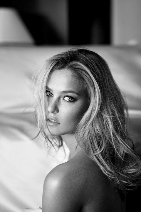 andgodcreatedwoman69:  Bar Refaeli
