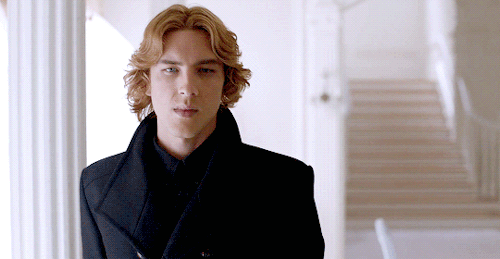 colleenwing:American Horror Story: Apocalypse (2018) – Fire and Reign  