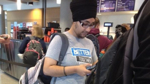 pygmy-of-triviality:thesilverdevastation:myvisagewasted:Reddit Users Attempt to Shame Sikh Woman, Ge