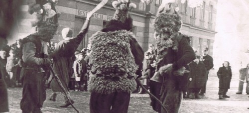 lamus-dworski:Dziady, Jukace - New Year’s carolers in the region of Żywiecczyzna, southern Poland. S