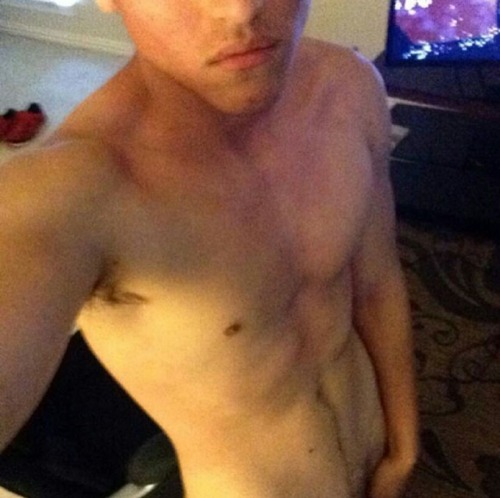 boyzonblast:  Alejandro Miranda Anonymous Submission Follow http://boyzonblast.tumblr.com/ Follow http://boyzonblast.tumblr.com/ Follow http://boyzonblast.tumblr.com/