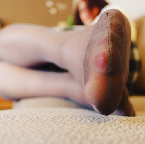 tightsnpanties: nadnylon81:  #footfetishnation #footmodel #feetporn #nylotoes #instatranny #footfeti
