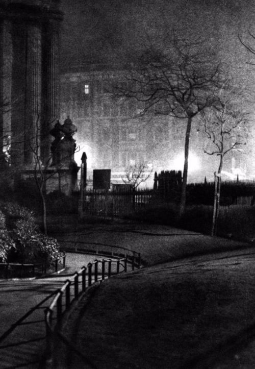 dieselfutures: 1930′s London by night