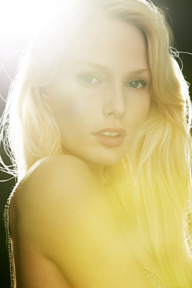 goseemag:  Photography by Antoine Verglas Model Jen Dance 