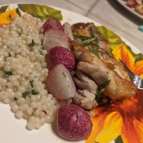 Rosemary Garlic chicken thighs with roasted radish and lemon mint cous cous #emeals #mealprep #mealp