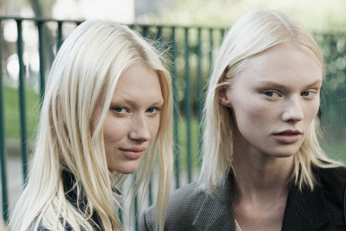 Evelina Lauren, Vilma Sjoberg by Jean Baptiste SoulliatStella McCartney - Paris Fashion Week SS22Boo